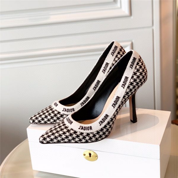 J’Adior wool houndstooth slingback pump