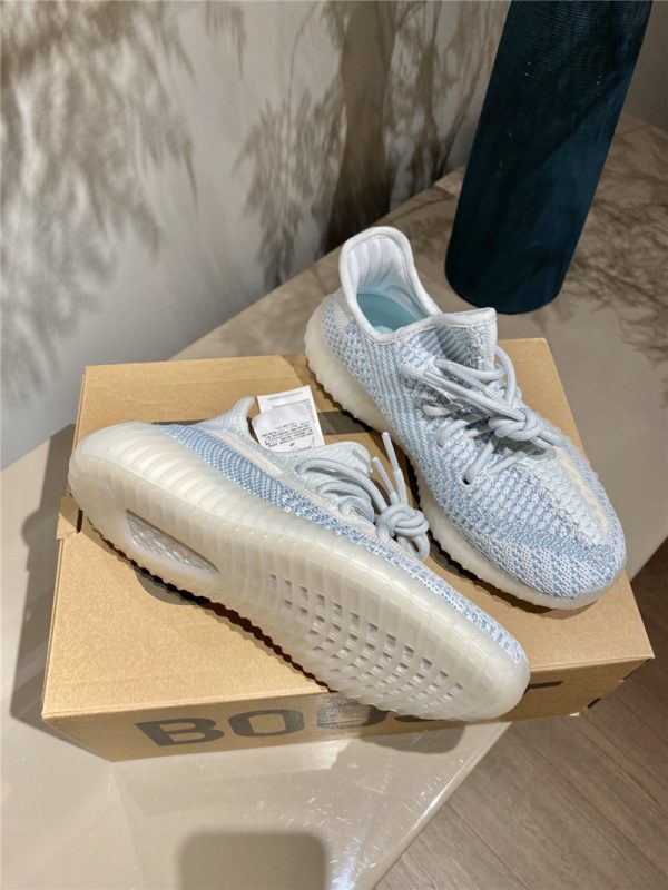 adidas Yeezy Boost 350 V2 Cloud Light blue - Image 6