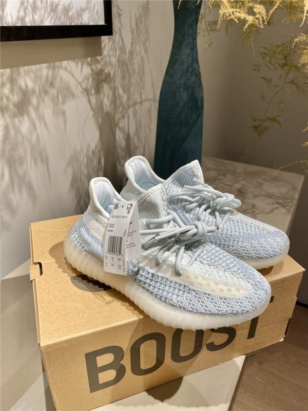 adidas Yeezy Boost 350 V2 Cloud Light blue - Image 7