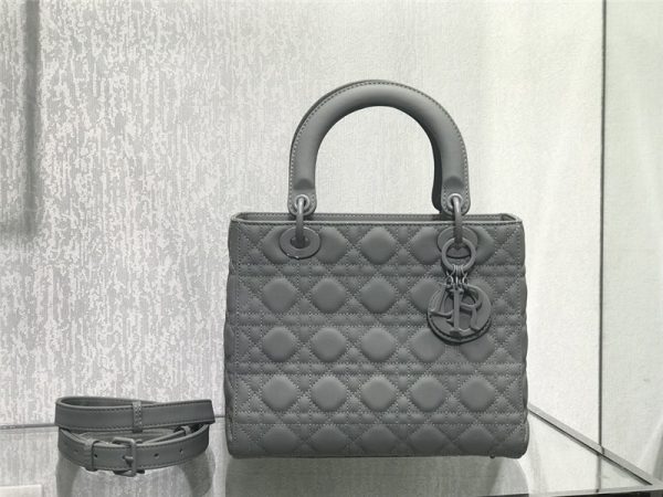 lady dior matte bag