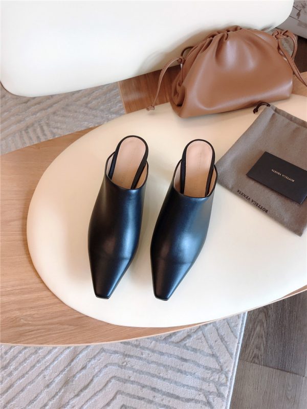 Bottega Veneta block heel sandals - Image 5