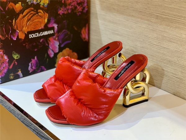 dolce & gabbana d&g down letter drag sandals
