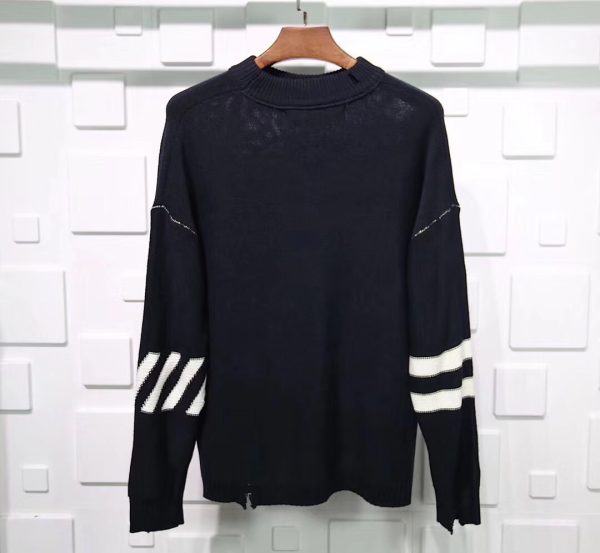 OFF WHITE 19 BLACK AND WHITE SWEATER - Image 3