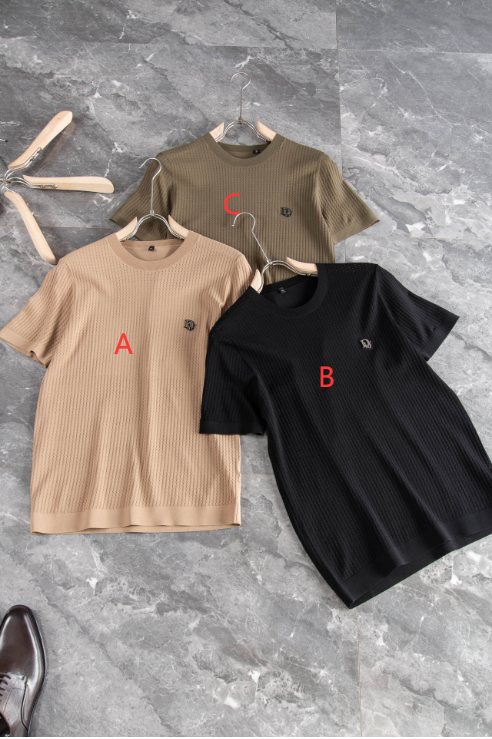 The texture of Dior impresses you! The summer icy yarn crew neck shirt that has been praised and repurchased by countless old customers