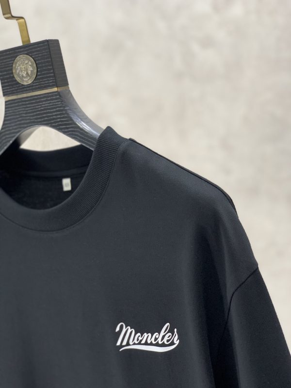 Moncler Mengkou 2023 summer new drop shoulder profile short-sleeved T-shirt - Image 5