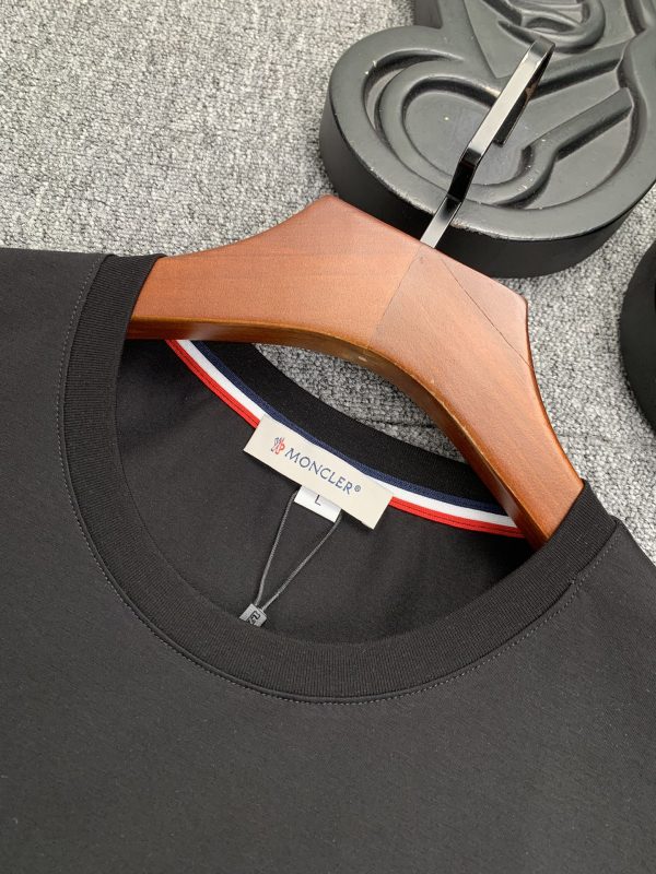 Moncler Mengkou 2023ss spring and summer high-quality cotton short-sleeved T-shirt - Image 6