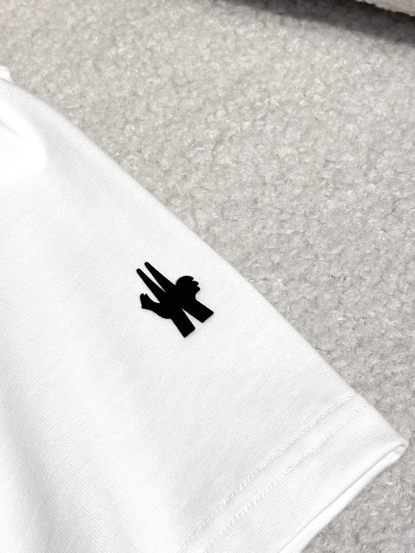Moncler Mengkou Men and women with the same style couples spring and summer latest counters with the same style, trendy brand logo casual short-sleeved T-shirt - Image 5