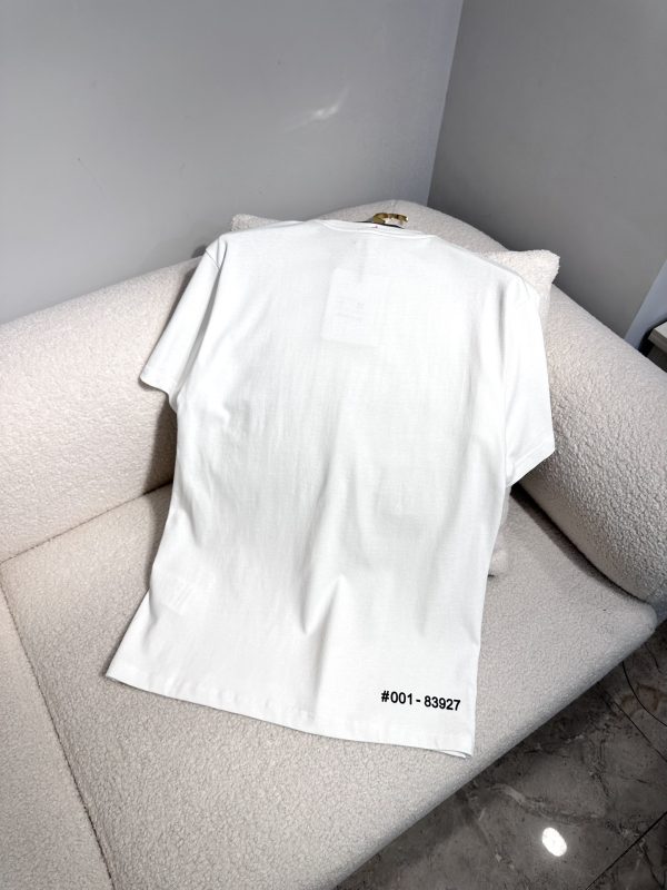 Moncler Mengkou Men and women with the same style couples spring and summer latest counters with the same style, trendy brand logo casual short-sleeved T-shirt - Image 7