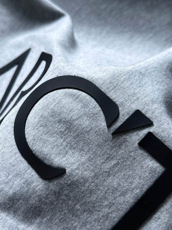 Top-quality counter new T-shirt with perfect details and a 4D three-dimensional LOGO badge on the chest - Image 5