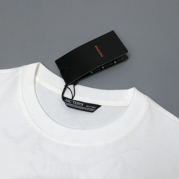 Arcteryx joint limited-edition T-shirt, made of cotton 32-count double-ply yarn, with logo letters on the chest - Image 5