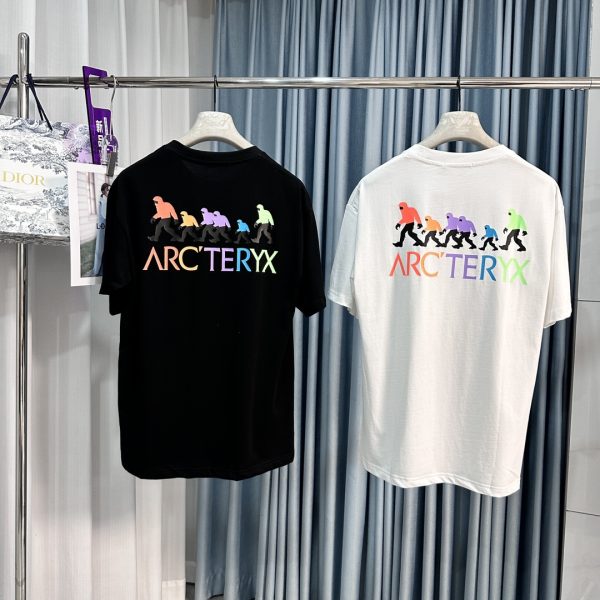 Arcteryx bird house arcteryx classic logo short sleeve has become popular. After a year, it is the most popular outdoor god in the trend circle. - Image 8