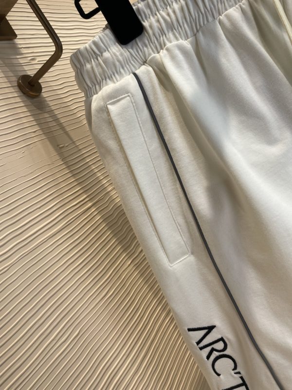 Top quality Arcteryx Archeopteryx 2023 new logo letter embroidery pattern silk cotton light fabric casual shorts Black White M-4XL - Image 7