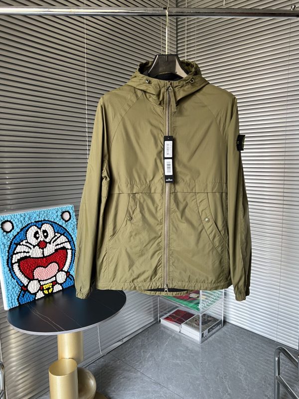 STONE ISLAND Stone Island official website of the same paragraph, a light jacket fabric inside through special treatment