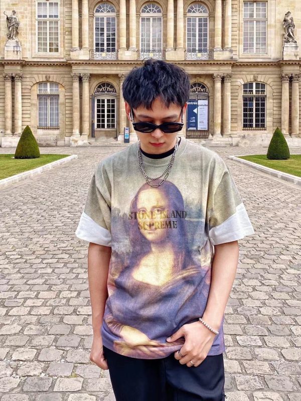 Supreme SS22 Week12 x STONE ISLAND Stone Island joint Mona Lisa logo letter Logo round neck short-sleeved T-shirt - Image 3