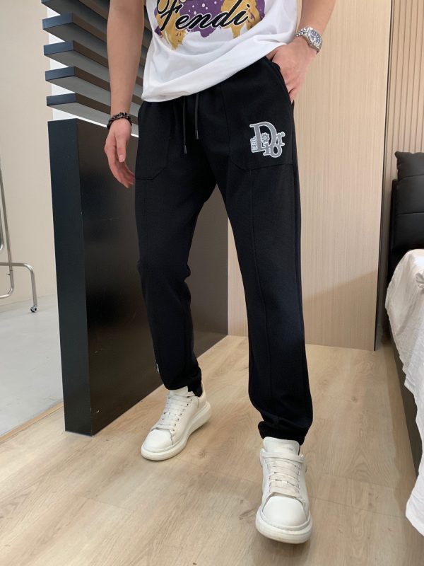 Brand [DIOR] men's casual pants 2023SS spring and summer new style, perfect hemming inside, customized original hardware, heavy embroidery craft pattern Logo - Image 8