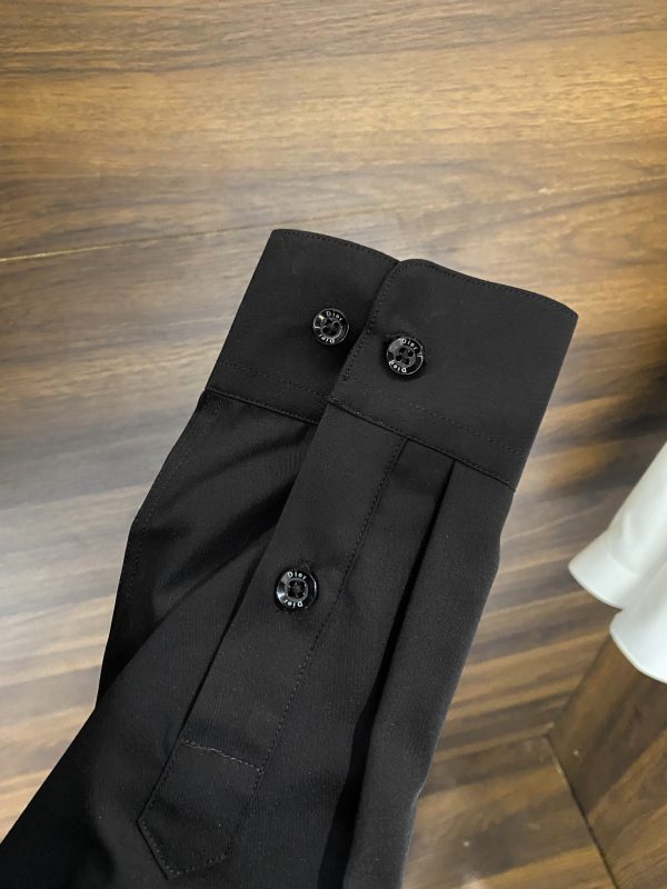 DIOR 2023 early spring new product counter casual long-sleeved shirt! Perfectly embroidered logo text, seamless tailoring Imported 80-count ultra-high-count mulberry silk cotton, soft and comfortable to the touch - Image 17