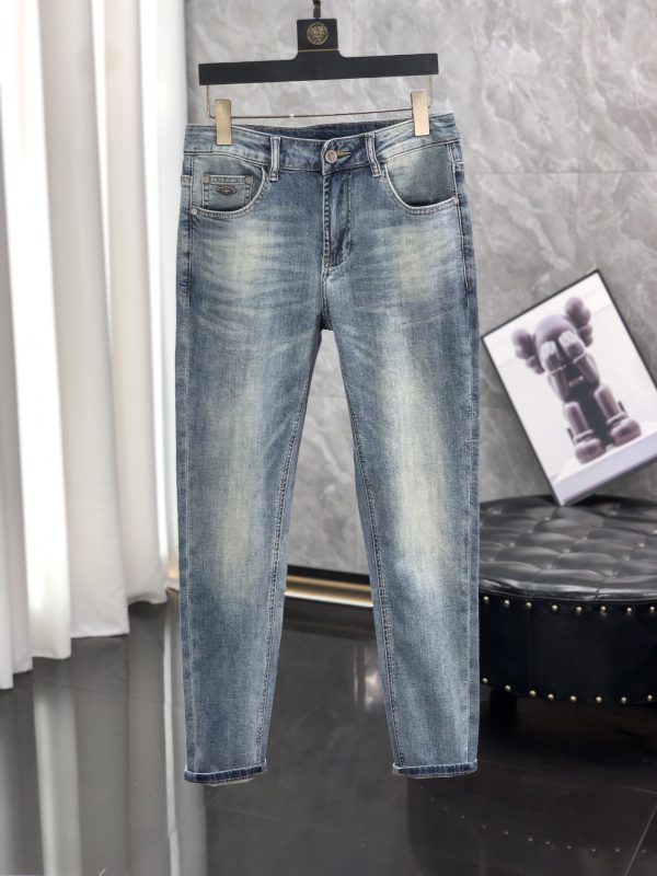 Dior 2023 spring and summer new men's jeans The fabric has good elasticity. Exclusive sale, official website synchronization, fashion and elegance, heavy craft design