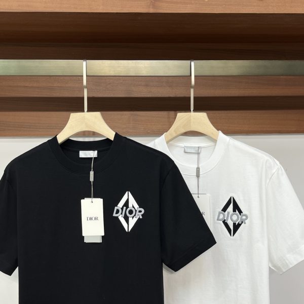 Dior 2023 spring and summer new men's and women's same style ? short-sleeved T-shirts, available at counters at the same time! Customized exclusive cotton fabric - Image 3