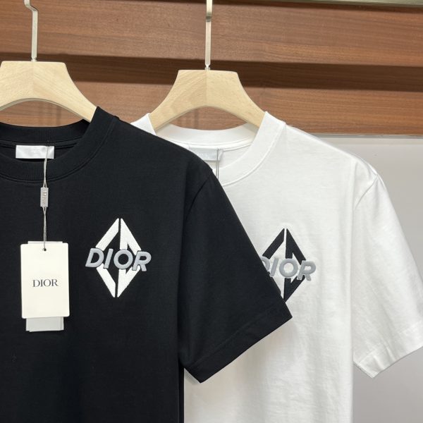 Dior 2023 spring and summer new men's and women's same style ? short-sleeved T-shirts, available at counters at the same time! Customized exclusive cotton fabric - Image 9