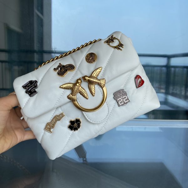 PINKO2022 spring and summer new bag badge decoration sheepskin PUFF bird bag swallow bag 1P22NAY7X7 White - Image 6