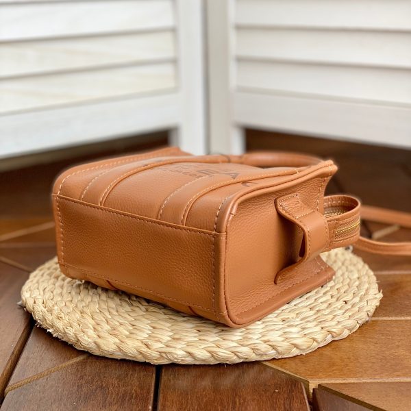 Marc Jacobs Shopping Bag Brown - Image 4