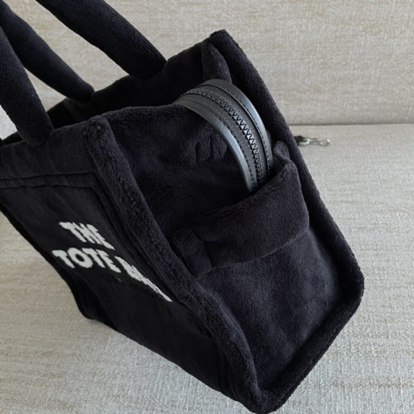 Marc Jacobs Tote Bag Autumn And Winter New Towel Bag Feels Soft And Comfortable With Long Shoulder Strap Detachable Adjustable Dust Bag Black - Image 4