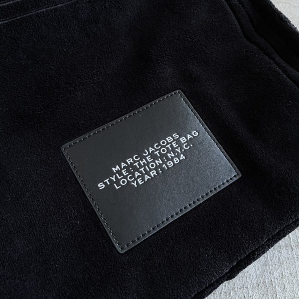 Marc Jacobs Tote Bag Autumn And Winter New Towel Bag Feels Soft And Comfortable With Long Shoulder Strap Detachable Adjustable Dust Bag Black - Image 6
