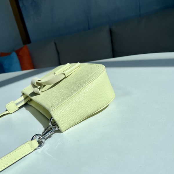 Marc Jacobs New Pure Original Half-Circle Messenger Bag Leather Shoulder Strap Adjustable Dust Bag Green - Image 4