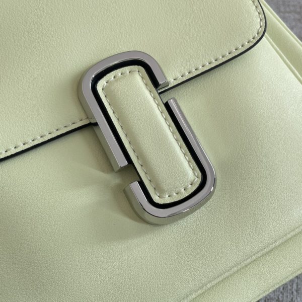 The Latest Glossy Calfskin Cross-Body Bag With Mj Shoulder Strap Is Detachable And Adjustable In Length And Dust Bag Green - Image 4