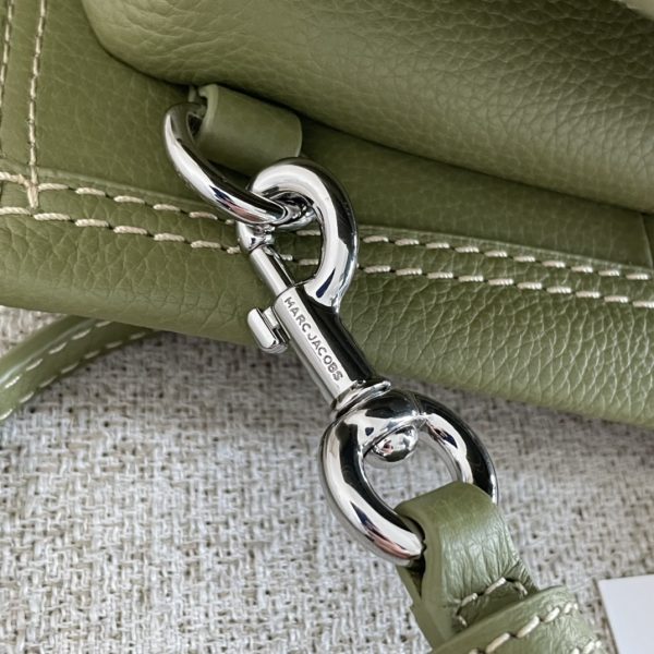 Marc Jacobs Tote Cross-Body Bag Pebbled Top Cowhide Leather Ultra-Soft And Delicate Dust Bag Green - Image 6