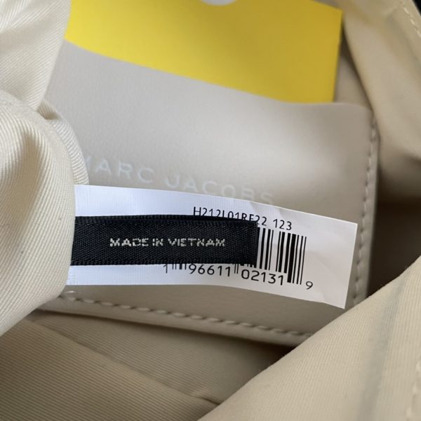 Marc Jacobs Handbag Early Spring 2023 New Nappa Leather Soft And Delicate Dust Bag White - Image 9