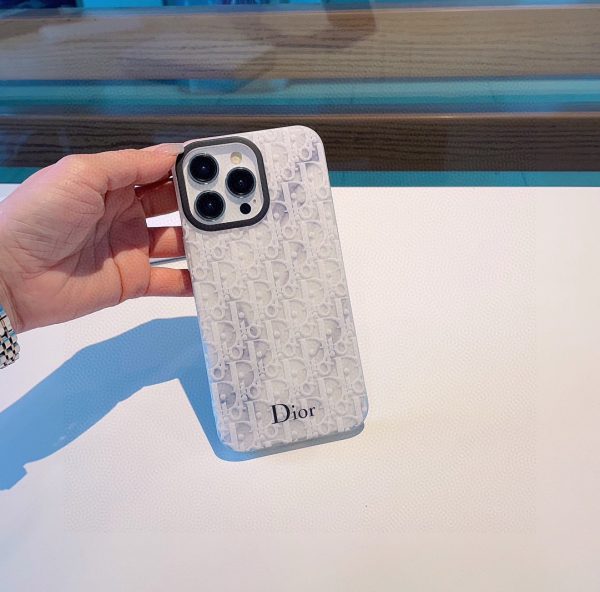Dior translucent marble all-inclusive mobile phone case - Image 6