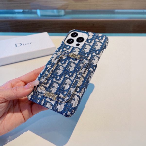 Embroidered fabric phone case H buckle wrist phone case square buckle can be used as a stand - Image 7