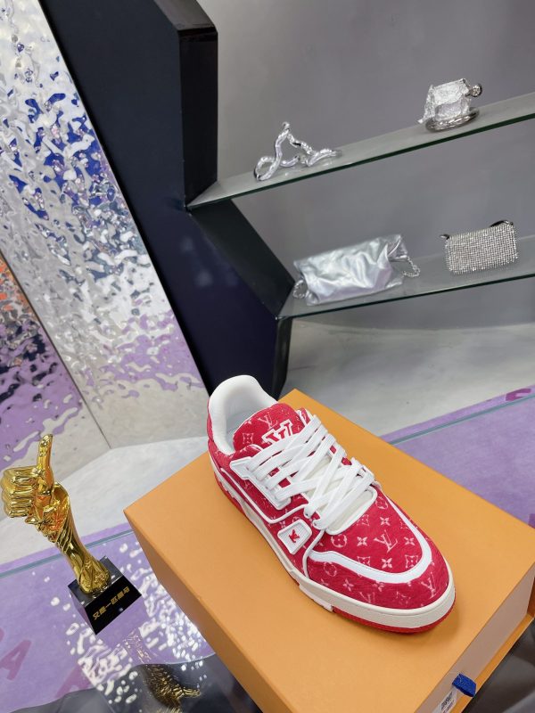 Louis Vuitton Trainer Maxi Sneakers Series LV cloth embossed technology model - Image 5