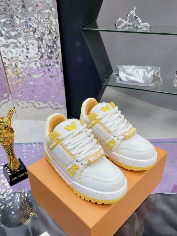 Louis Witton trainer Chubby Ding 2024 latest Yellow