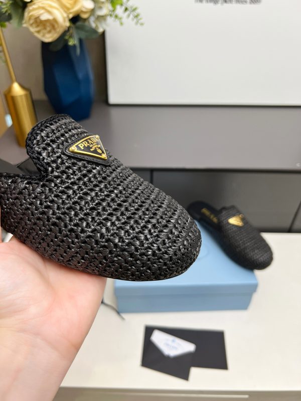 Prada's ultra-hot flat slippers are a retro-chic and avant-garde pairing A - Image 7