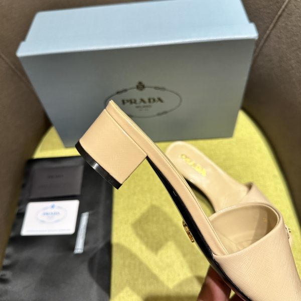 Prada Spring Summer 2024SS New Saffiano patent leather mid-heeled slippers B - Image 7