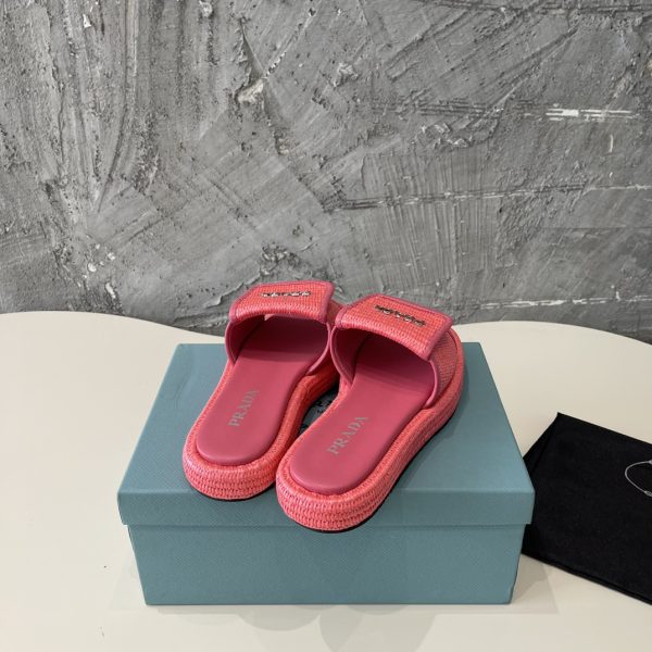 Prada 2024 popular straw series of must-have slippers Red - Image 3