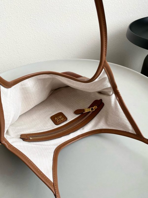 MiuMiu new hobo tote underarm bag autumn and winter series 5BG231 - Image 7